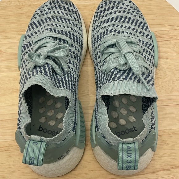 ADIDAS NMD R1 Women’s size US 5 ash green sneakers shoes CQ2031 - Picture 6 of 8